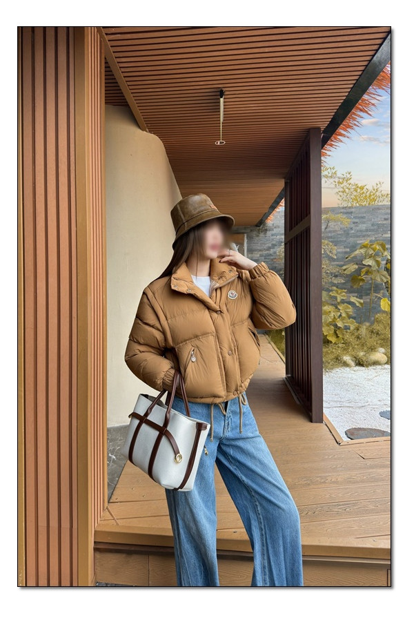 투인원으로 만나보는 몽클레어 셀레 올해  winter를 책임진다 :) 한가지로 두가지의 효과를!!